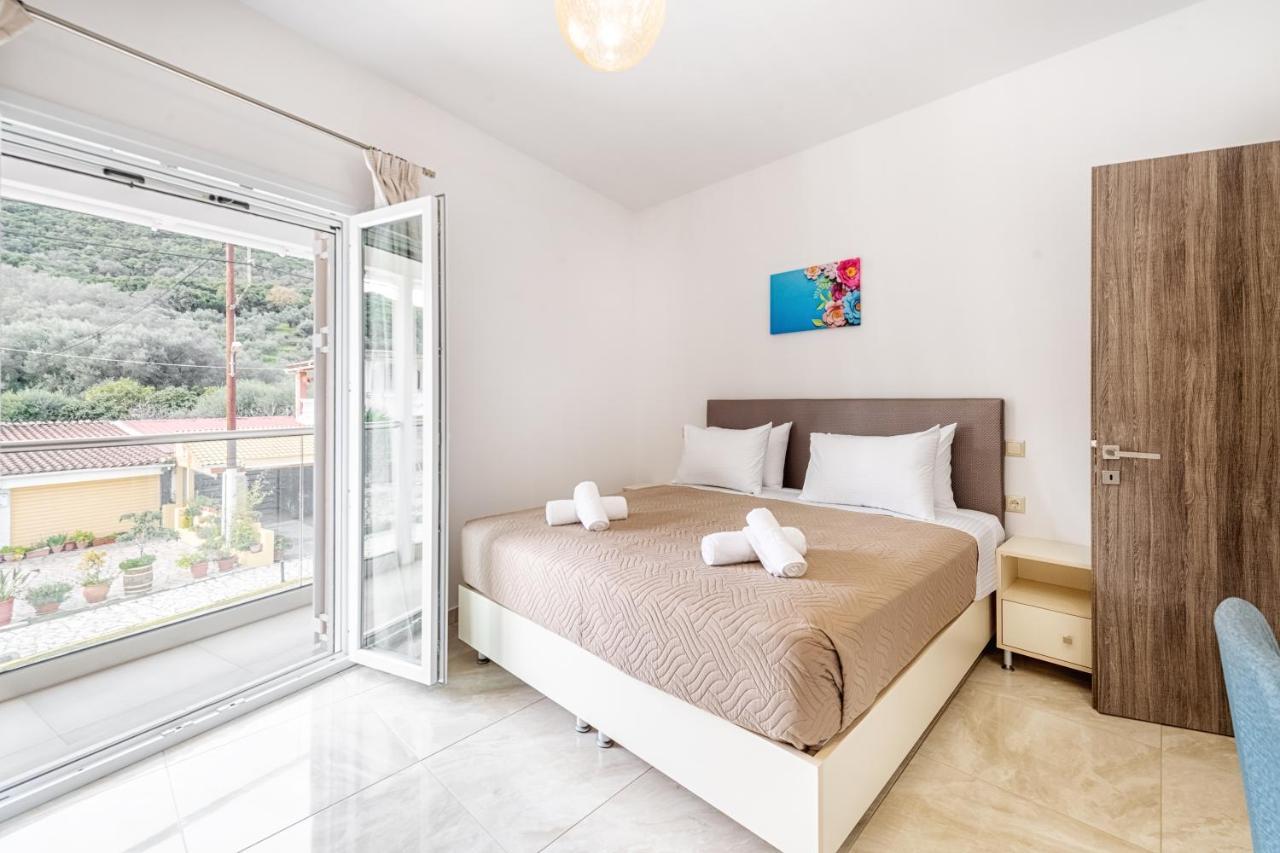 4You Luxury Apartments By Keyplanner Moraitika Exterior foto